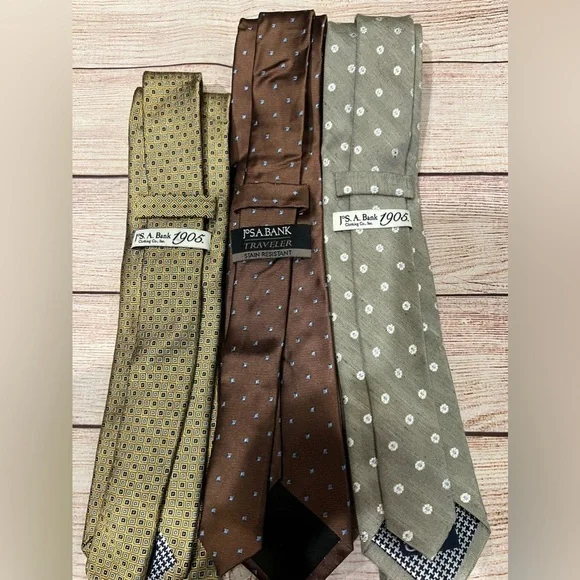 Jos. A. Bank Mens Neck Ties Lot Of 3 - Picture 5 of 8